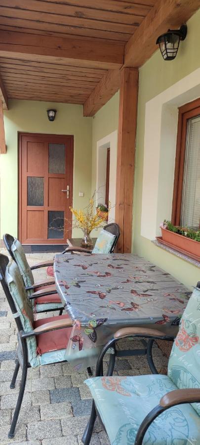 Apartman ฮลูโบกา นาด เวิลตาวู ภายนอก รูปภาพ